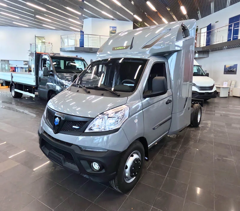 Samochód dostawczy Piaggio z kabiną sypialną back sleeper