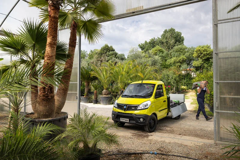 Elektryczny samochód dostawczy Piaggio
